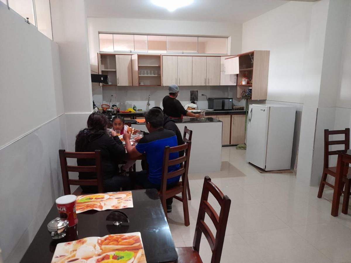 Hotel Real Bolivar 침보테 외부 사진