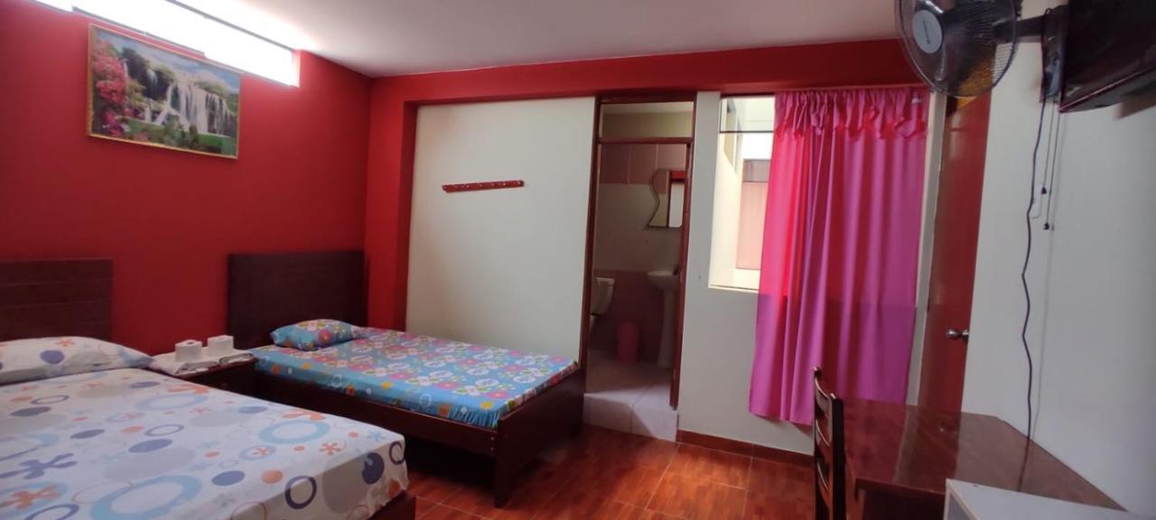 Hotel Real Bolivar 침보테 외부 사진