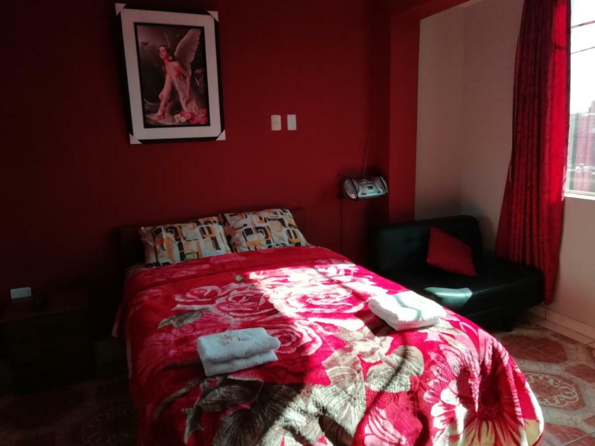 Hotel Real Bolivar 침보테 외부 사진