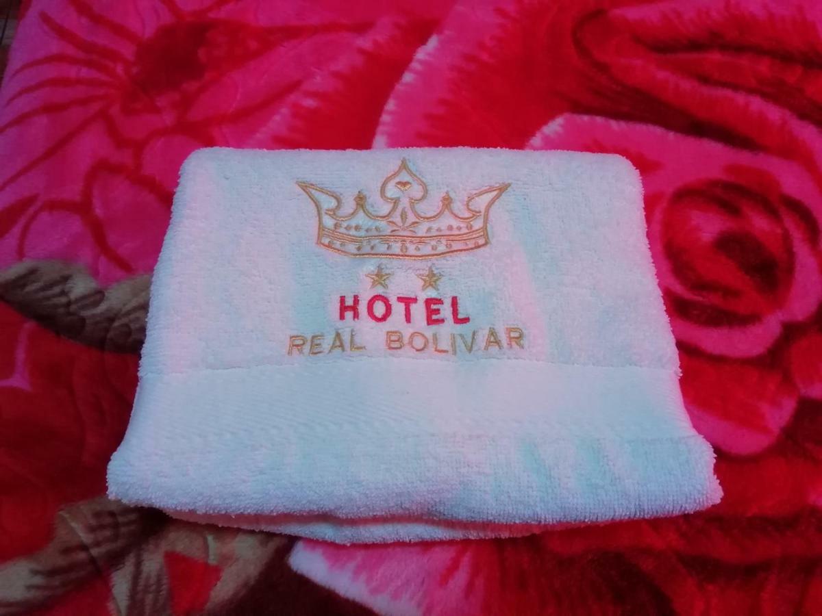 Hotel Real Bolivar 침보테 외부 사진