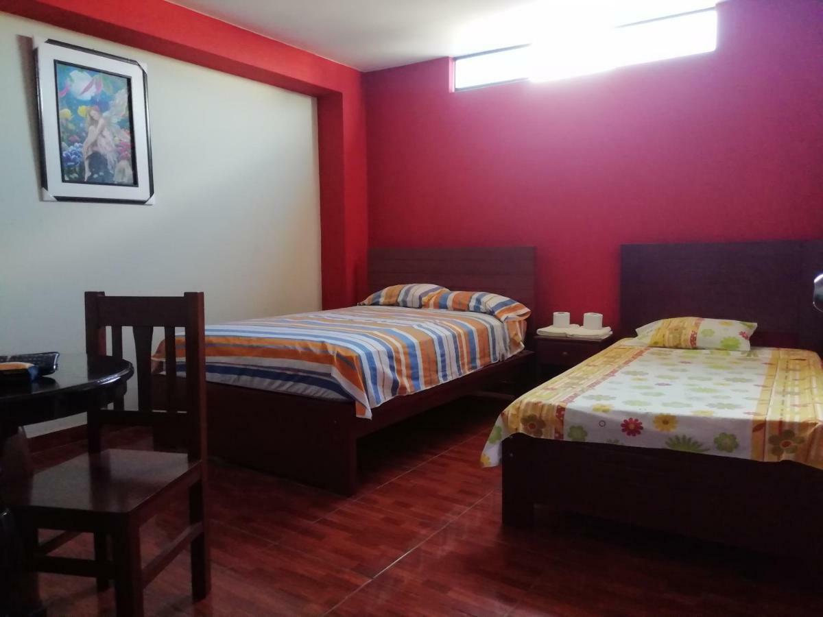 Hotel Real Bolivar 침보테 외부 사진