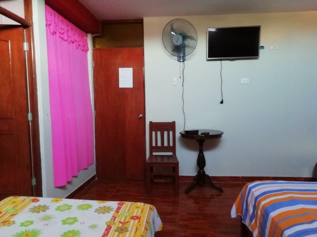 Hotel Real Bolivar 침보테 외부 사진