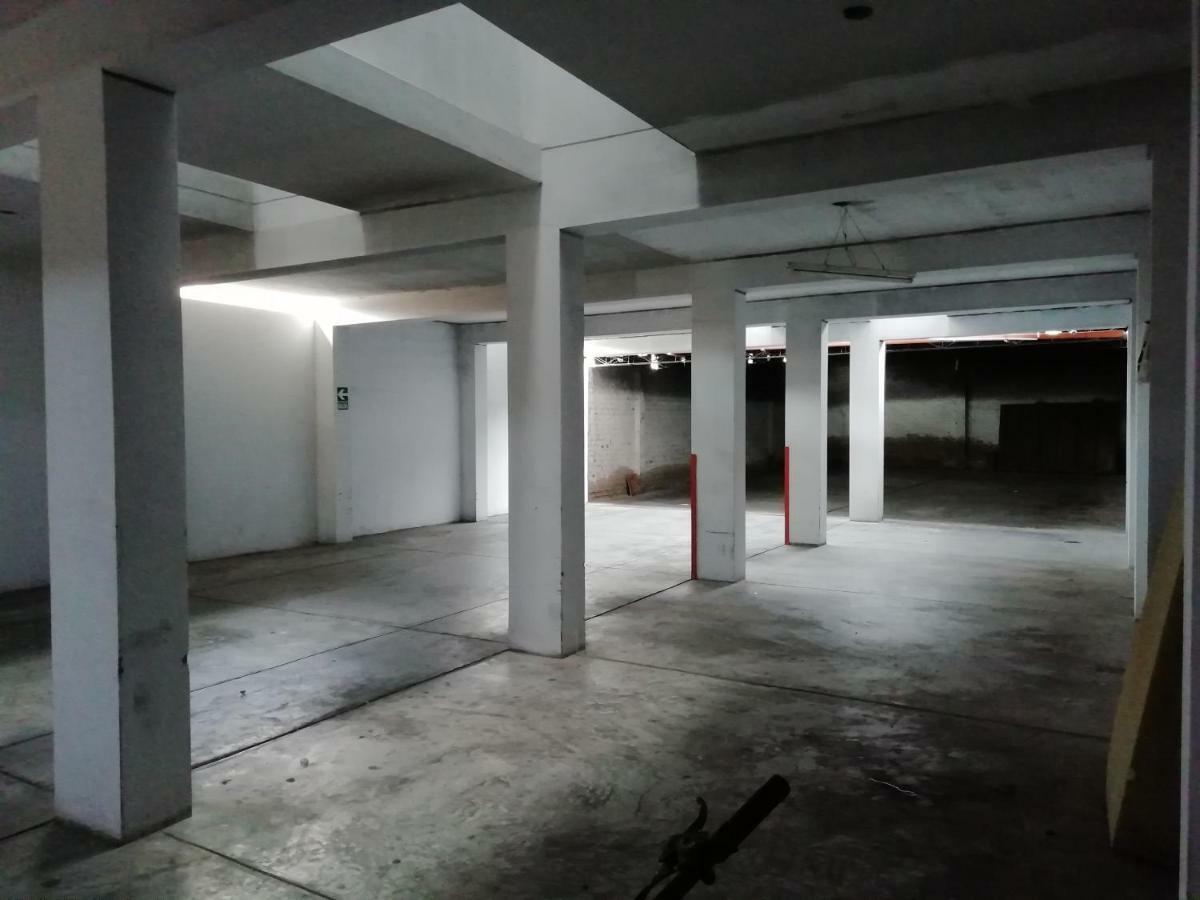 Hotel Real Bolivar 침보테 외부 사진