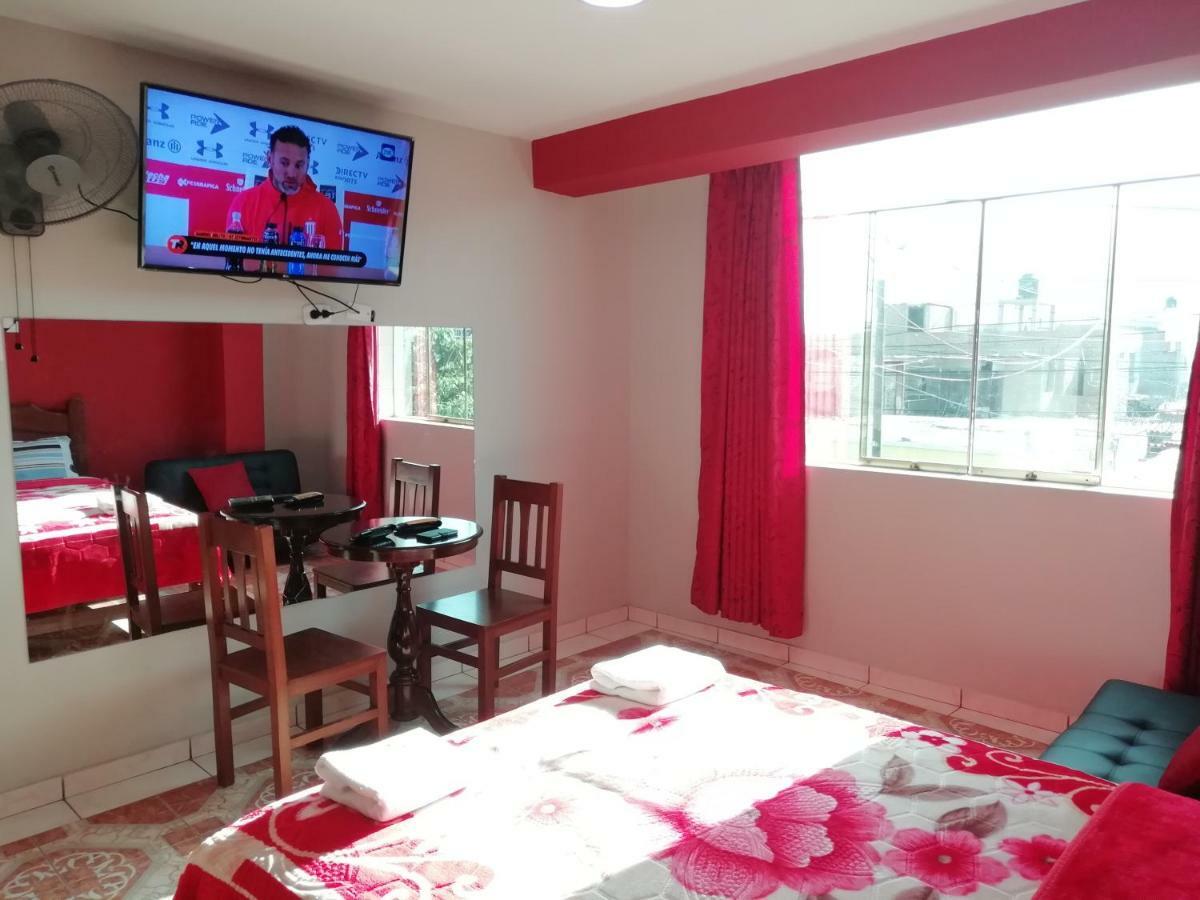 Hotel Real Bolivar 침보테 외부 사진